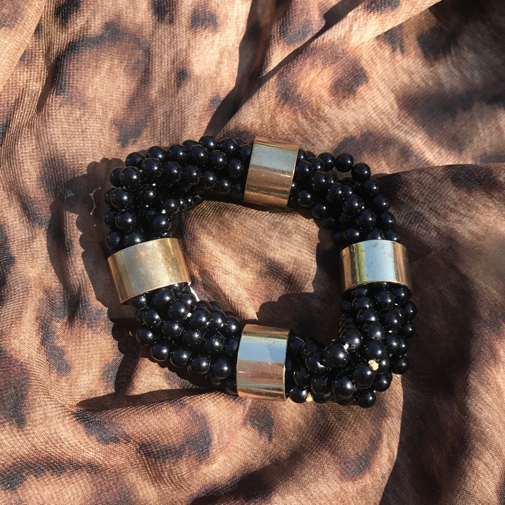 Tribal Bead Bracelet EUC!